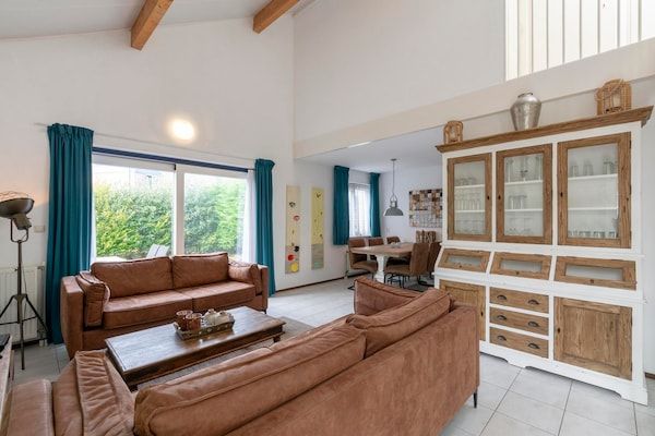 Ooghduyne 187 in Julianadorp aan Zee - Foto 2 van 22