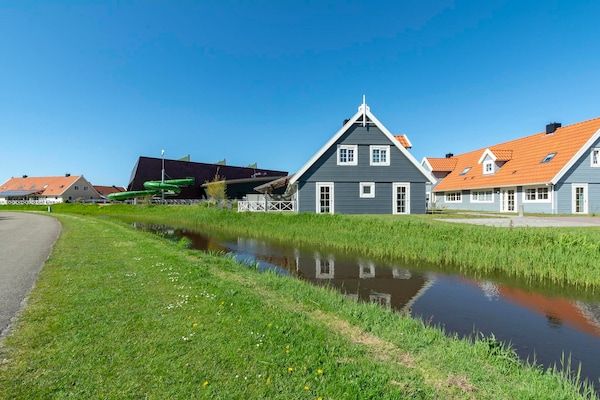 Ooghduyne 148 in Julianadorp aan Zee - Foto 1 van 25