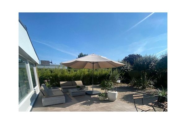 Buitenkant - Vakantiehuis in Ouddorp met zwembad in Ouddorp (5)