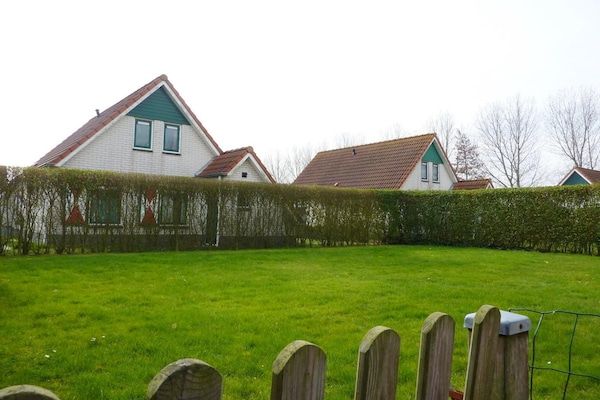 Tuin - Vakantiehuis Breskens bij stranden in Breskens (4)