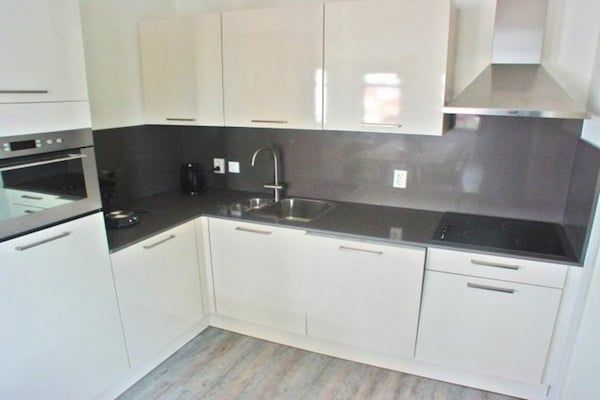 Keuken - Luxe woning in Zeeland met infraroodsauna in Breskens (4)