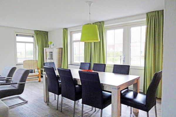 Eetkamer - Huis in Nederland voor 8 personen in Breskens (3)