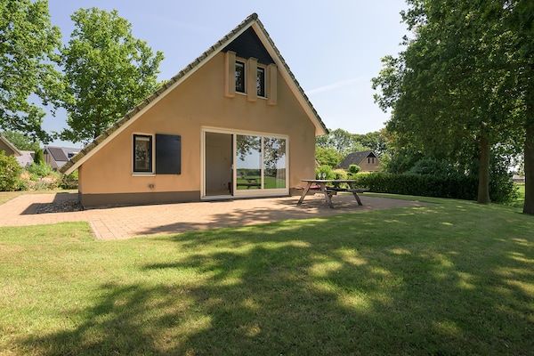 6-persoons bungelow 4 in Sondel - Foto 1 van 40