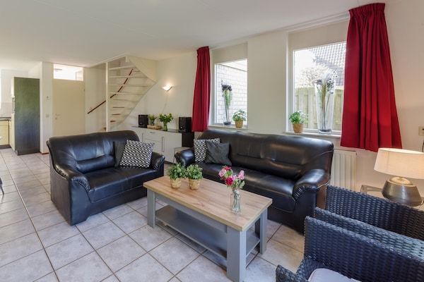 Villapark De Oesterbaai 75 in Wemeldinge - Foto 2 van 38