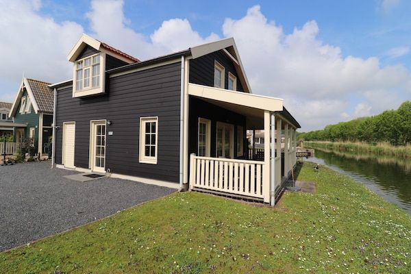Buitenkant - Zonovergoten bungalow in Simonshaven in Simonshaven (2)