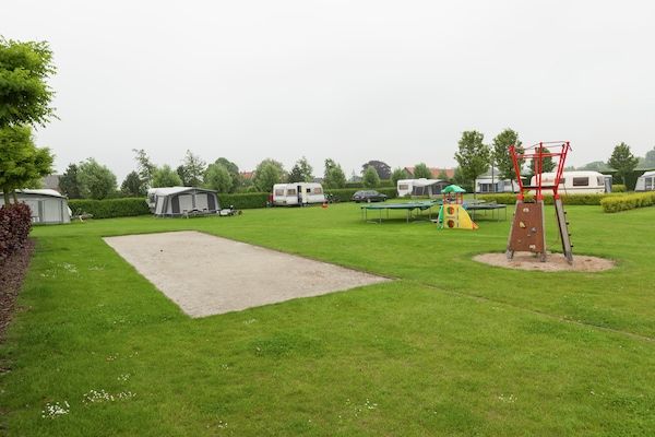 Voorzieningen - Appartement in Groede bij het Strand in Groede (5)