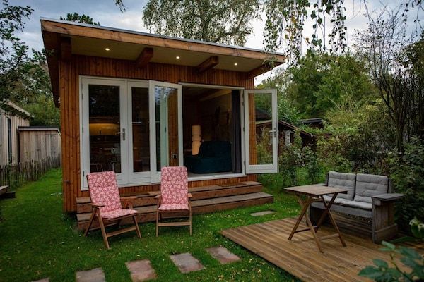 Campanula 171 in Sint Maartenszee - Foto 1 van 31