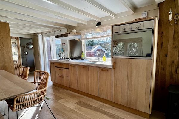 Keuken - Chalet voor vier gasten vlakbij het strand in Sint Maartenszee (4)