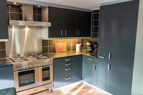 Keuken - Gemeubileerde bungalow met tuin in Sint Maartenszee (4)