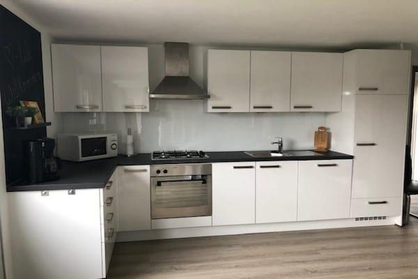 Keuken - Leuke bungalow voor familievakantie in Sint Maartenszee (4)