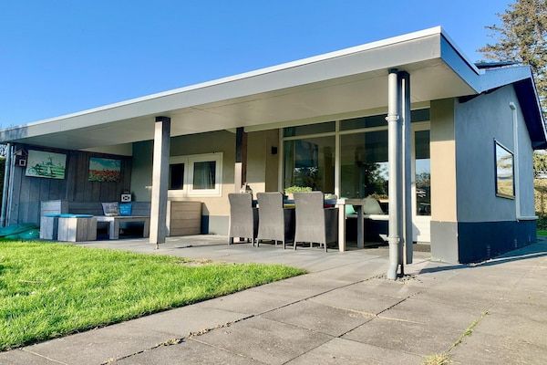 Zeewaard 18 in Sint Maartenszee - Foto 1 van 36