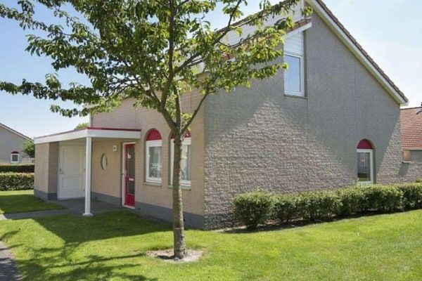 293577 in Vrouwenpolder - Foto 1 van 15