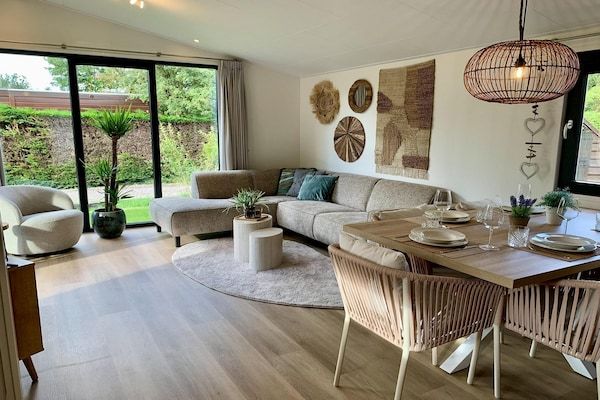 Campanula 224 in Sint Maartenszee - Foto 2 van 26