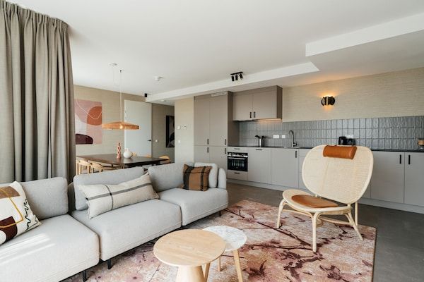 Walden 7 in Den Haag - Foto 1 van 38