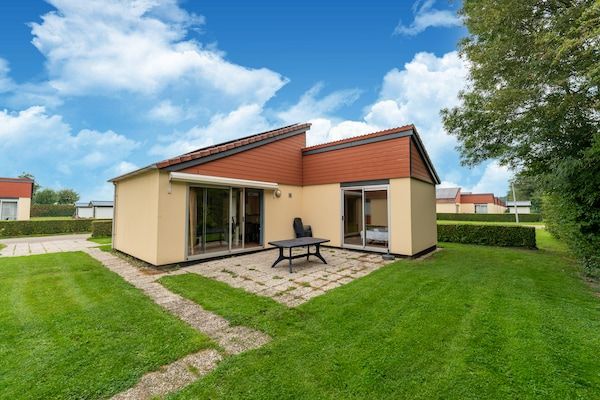 Gelijkvloerse vakantiewoning 6p huisje 57 in Zevenhuizen - Foto 1 van 40