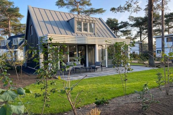 Buitenkant - Villa aan het meer voor 6 personen met sauna in Otterlo (1)