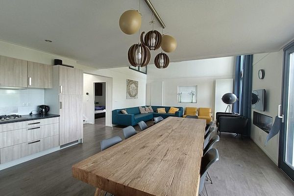 Keuken - Villa Bad Hulckesteijn, geschikt voor 10 gasten in Nijkerk (3)