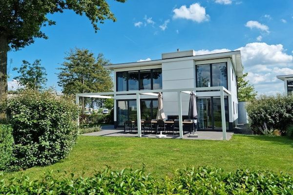 AreaSummer1KM - Villa Bad Hulckesteijn, geschikt voor 10 gasten in Nijkerk (1)