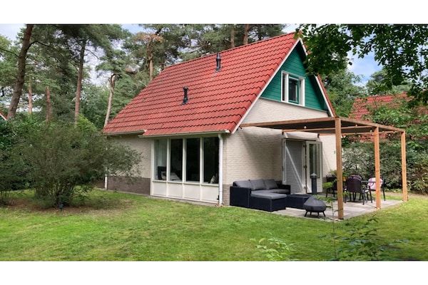 4-persoons stenen bosvilla in Markelo - Foto 2 van 24