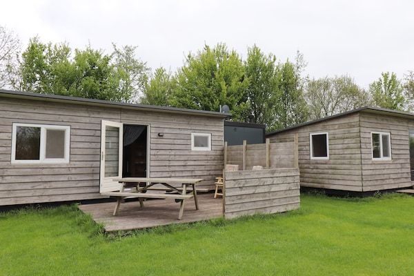 Cosy cabin 1 in Heeg - Foto 1 van 25