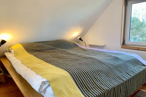 Slaapkamer - Bungalow in Sint Maartenszee bij Strand in Sint Maartenszee (4)