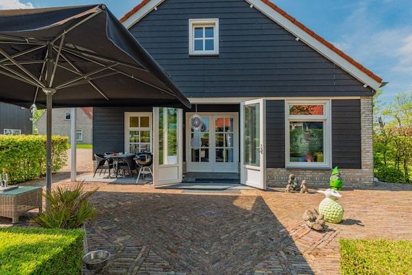 Hoeve Hofwijk Vakantiehuis in Kamperland - Foto 1 van 38