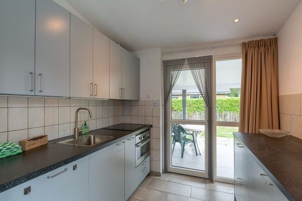 Keuken - Vakantiehuis in Sint Maartenszee in Sint Maartenszee (5)