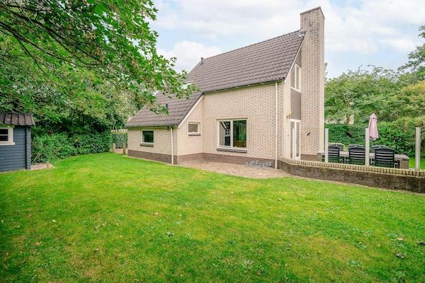 Kamperfoelie 31 in De Koog - Foto 2 van 14