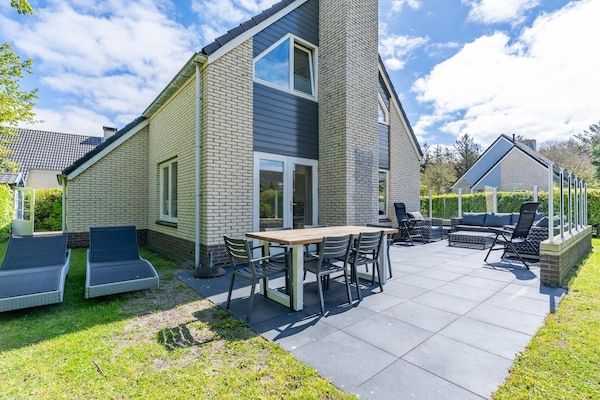 Kamperfoelie 87 in De Koog - Foto 1 van 15