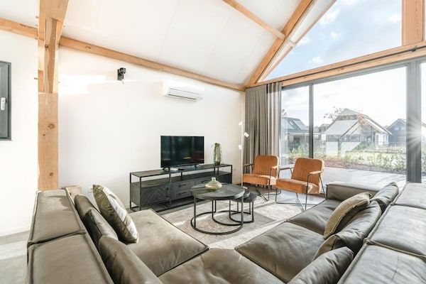 Farm Lodge 677 in Baarle-nassau - Foto 2 van 26