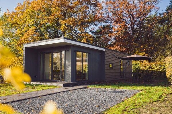 Buitenkant - Moderne cottage met houten jacuzzi in Rijssen (1)