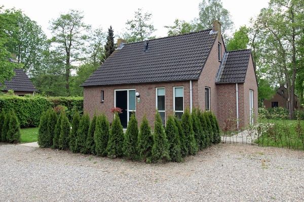 6 - Persons Bungalow La Moufflon in Ewijk - Foto 1 van 7