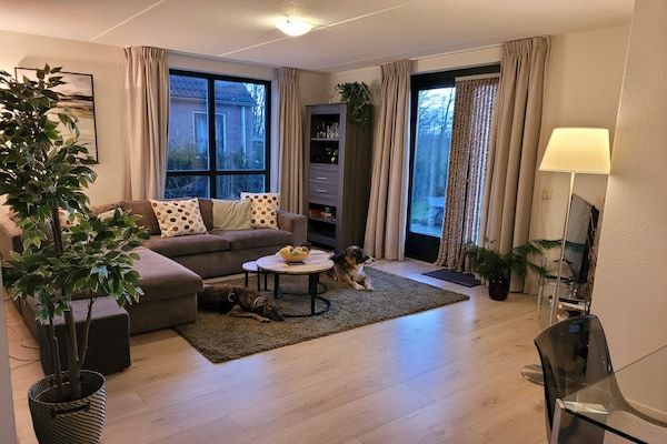 6 - Person Forest Pet & Family Bungalow in Ewijk - Foto 2 van 19