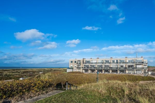 Juliana 114 in De Koog - Foto 1 van 11