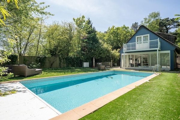 PoolOfHouse - Heerlijke 4 persoons villa met privé zwembad in De Koog (4)