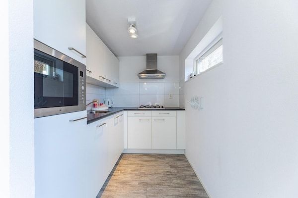 Keuken - Strandvilla aan de kust in Renéše voor 6 personen in Renesse (3)