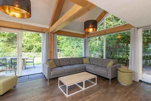 Zonnedorp 23 Zeeland Huis Renesse: Luxury Beach Holiday | Close to North Sea in Renesse - Foto 1 van 40