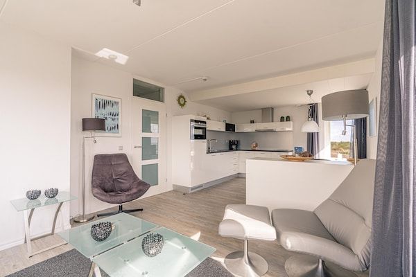 Juliana 132 in De Koog - Foto 2 van 12