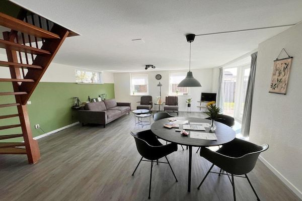 Eetkamer - Charmante strandbasis in Noordwijk in Noordwijk (3)