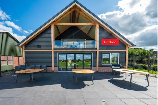 Buitenkant - Prachtige nieuwe groepswoning met panoramisch uitzicht in Montfoort (1)