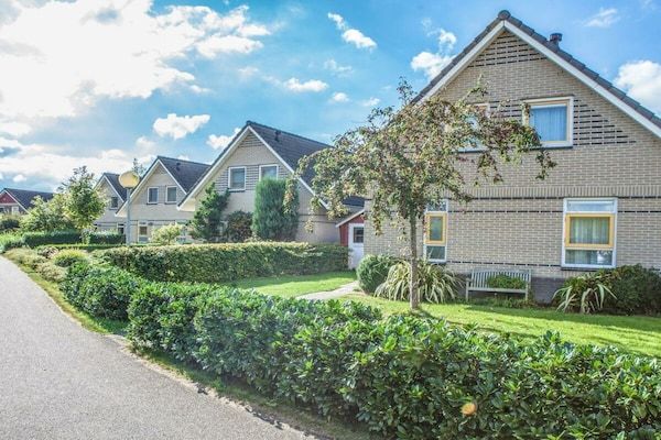 Untagged - Vakantiehuis in Medemblik met terras in Medemblik (1)