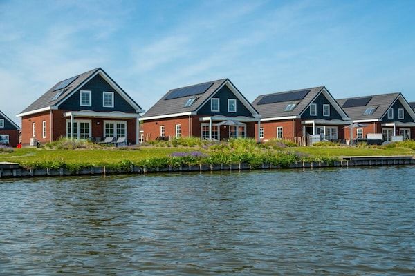Untagged - Watervilla Wellness 8 in Medemblik (1)