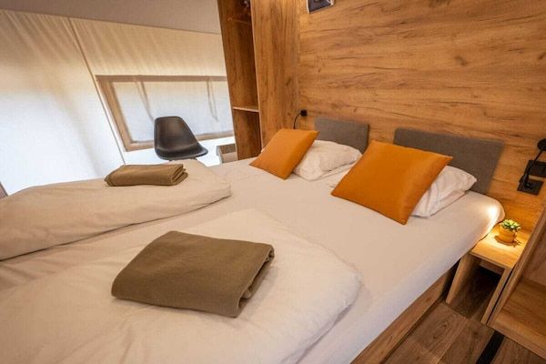 Untagged - Glampingtent aan het strand Luxe 4 in Biddinghuizen (5)