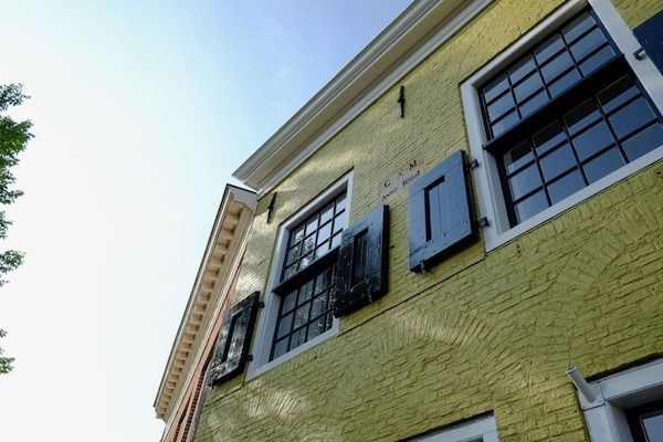Untagged - Huisje aan de Gracht in Franeker (2)