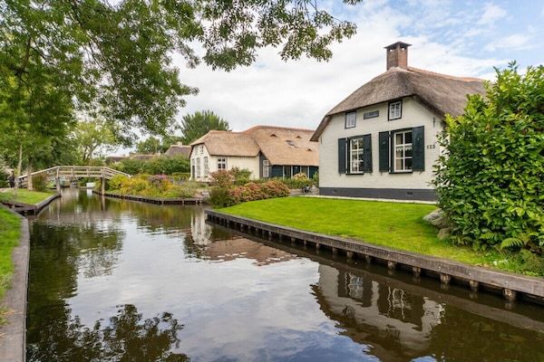 Untagged - Boerderij "De Boerdrie" in Giethoorn (2)