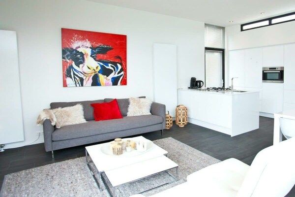 Untagged - Cube Exclusief 4 in Nieuwvliet (2)