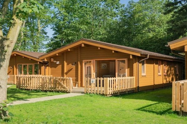 Buitenkant - Eengezinswoning in Hoogerheide met box in Hoogerheide (1)
