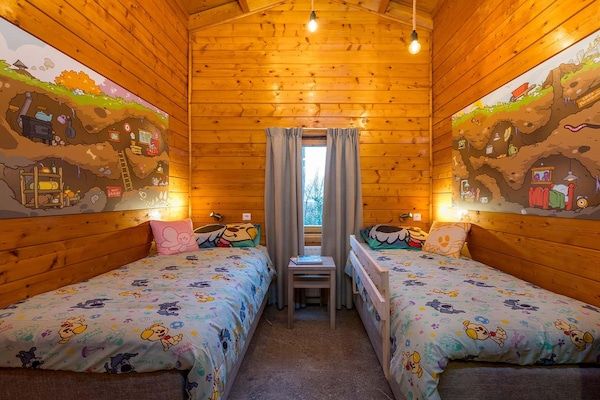 Slaapkamer - Familielodge in Hoogerheide in Hoogerheide (5)