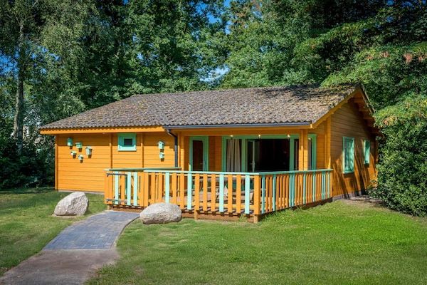 Buitenkant - Familielodge in Hoogerheide in Hoogerheide (1)