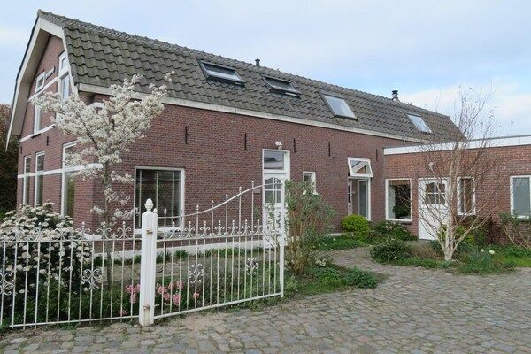 Untagged - Vakantiehuis in Noordwijkerhout met tuin in noordwijkerhout (3)